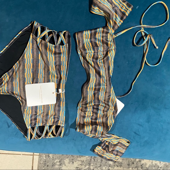 Ashanti Swimwear Bikini - Picture 5 of 9